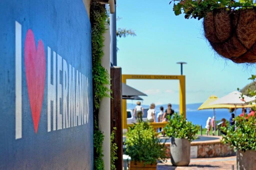 Hermanus Waterfront, Sea View Apartment With Balcony Dış mekan fotoğraf